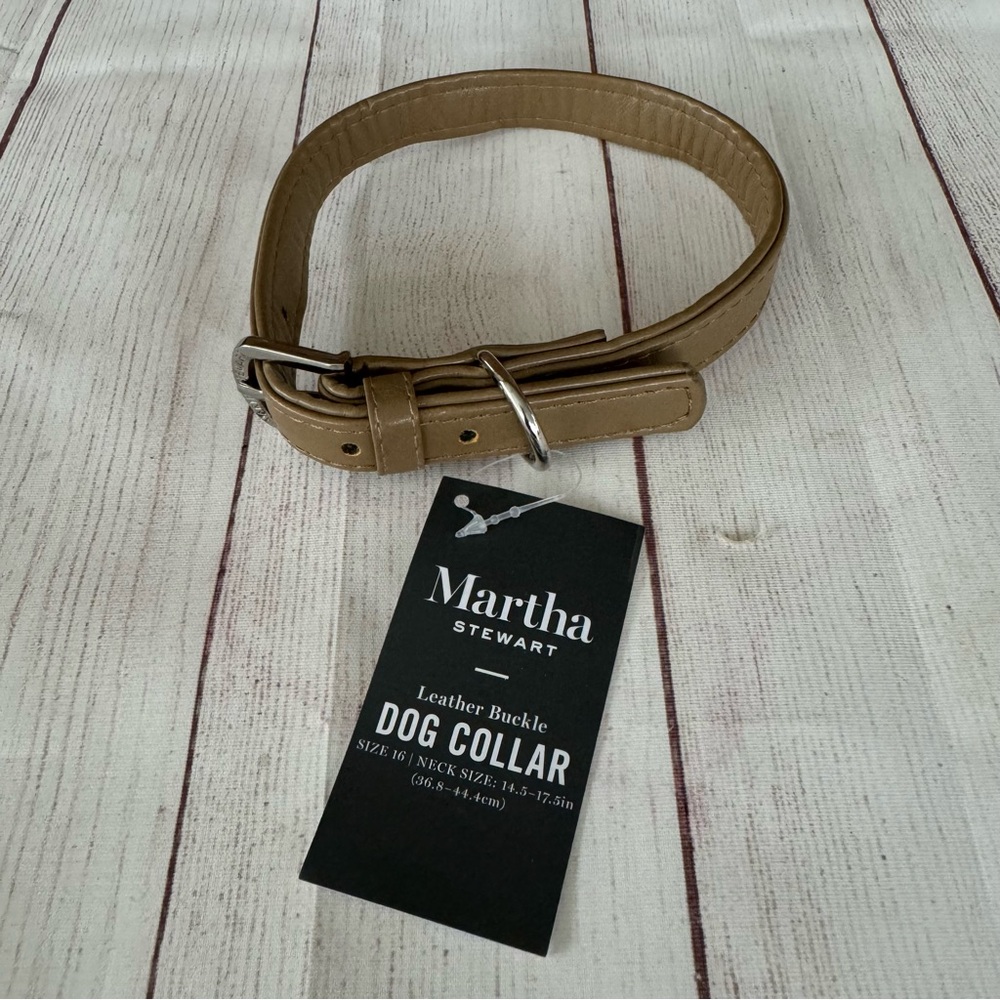 Martha Stewart Beige Dog Collar Leather Buckle Sz 16 Neck Size 14.5 - 17.5 in
